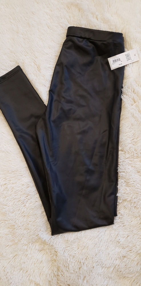 Faux leather leggings
